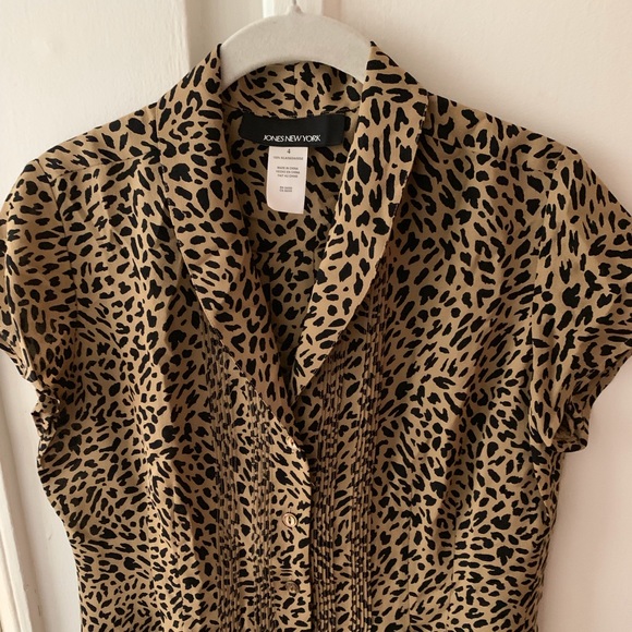 Jones New York Leopard Print Blouse - Picture 2 of 4